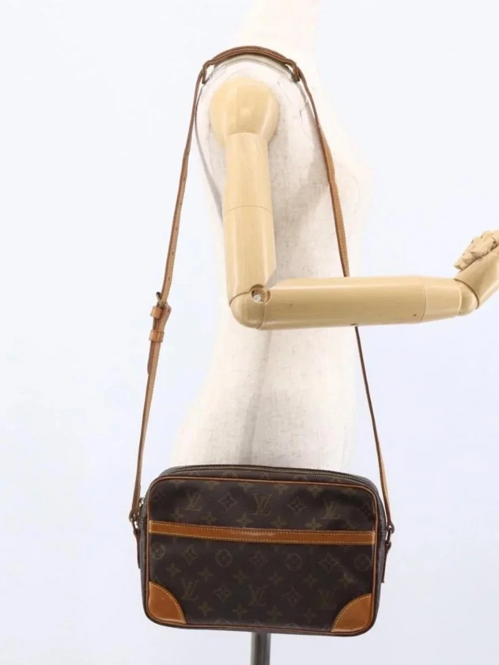 LOUIS VUITTON Monogram Trocadero 27 Shoulder Bag M51274 LV Auth ka2674
